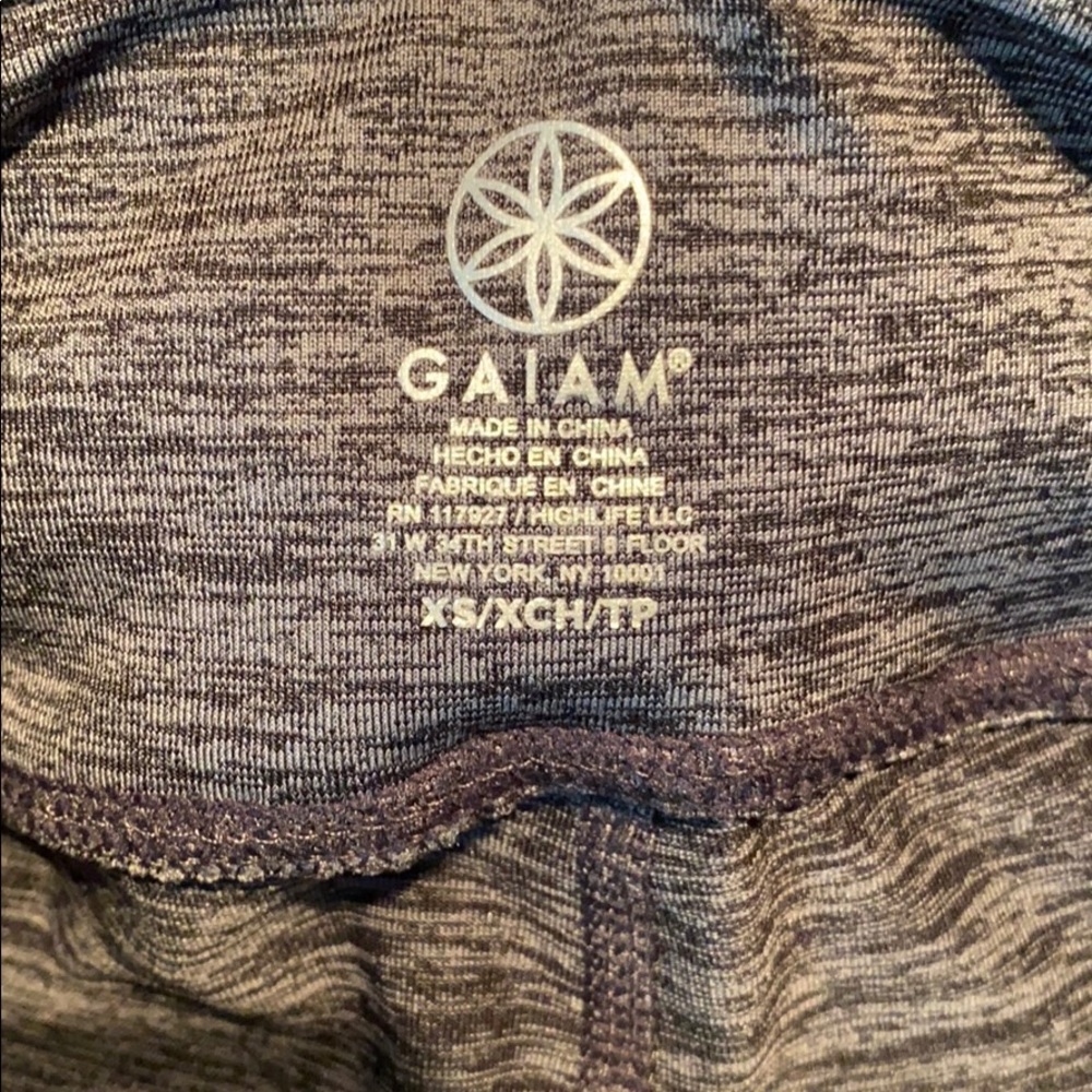 GAIAM Marled Gray Rouched Leg Cropped Leggings - Picture 14 of 16